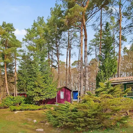 Holiday home Fh Pink Warenthin
